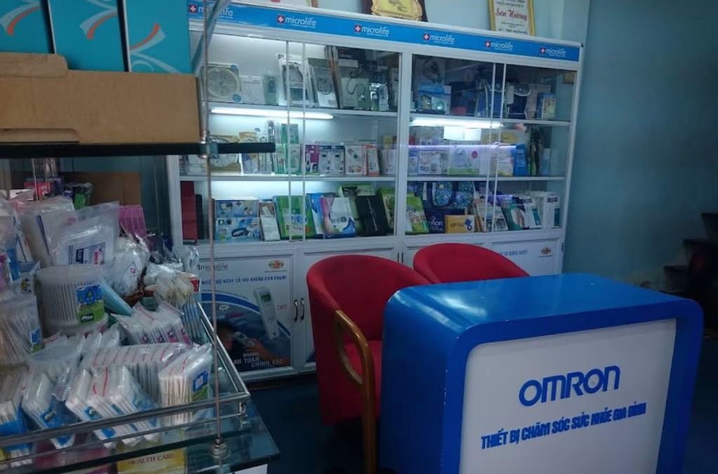Cửa hàng Y Tế Sơn Hương, phường Phú Thọ TP.HCM