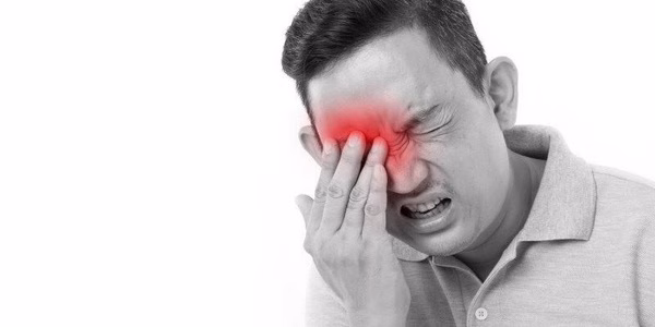Người đau nhức cơ xương khớp