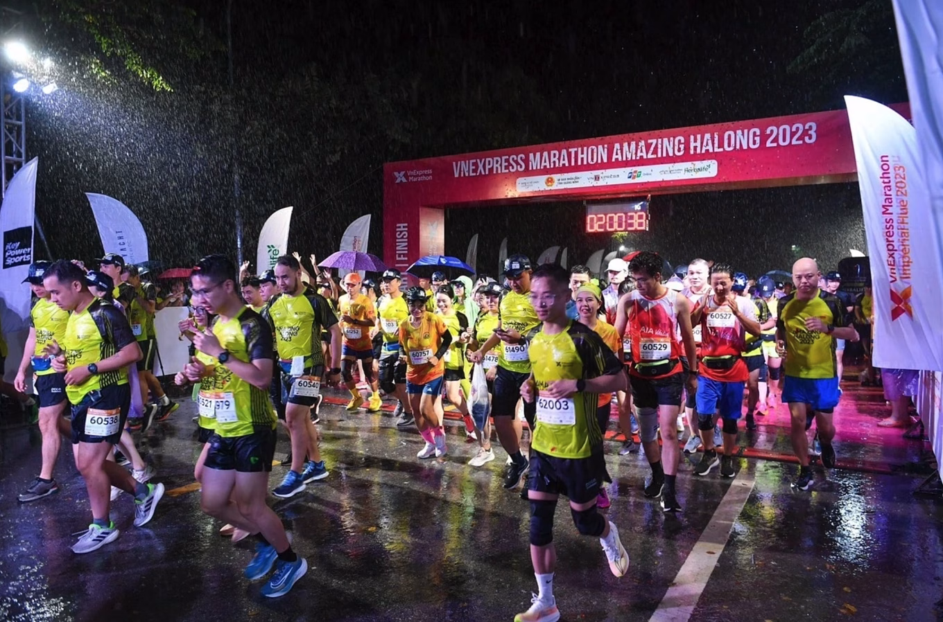Tổng Hợp Các Giải Chạy Bộ Mới Nhất Tại Việt Nam 2026 4 Tại sao thời tiết và địa hình ảnh hưởng lớn đến lịch tổ chức giải chạy bộ?