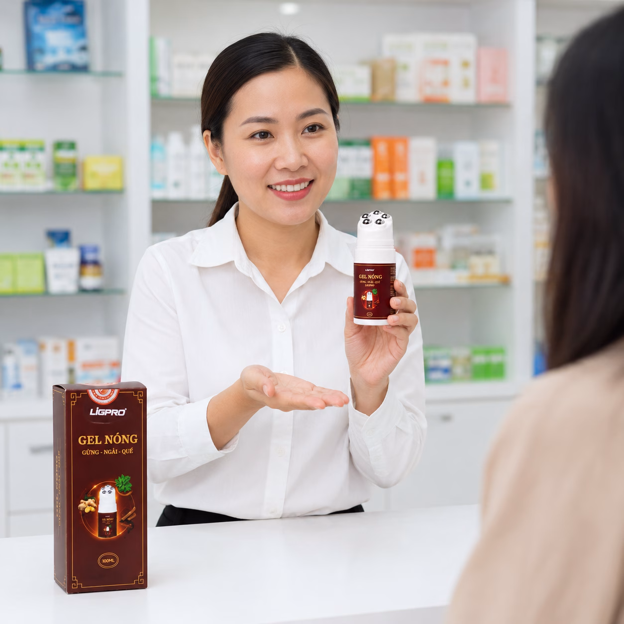 Con Lăn Massage Gừng - Ngải - Quế Ligpro 100ml 3 Con Lăn Massage Gừng - Ngải - Quế Ligpro 100ml